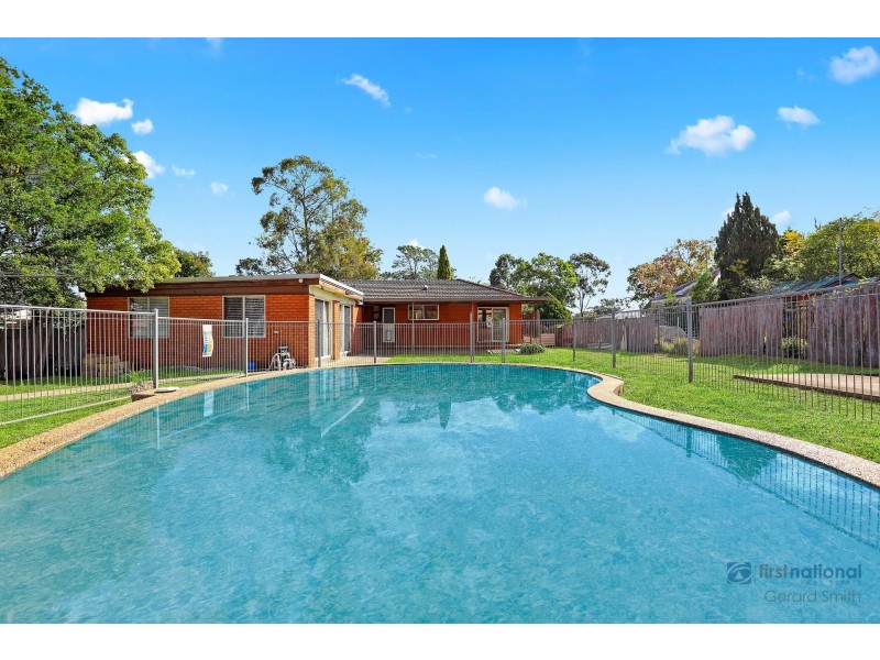 30 Carlton Road, Thirlmere NSW 2572