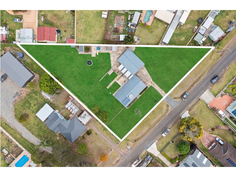 10 Reservoir Road, Bargo NSW 2574