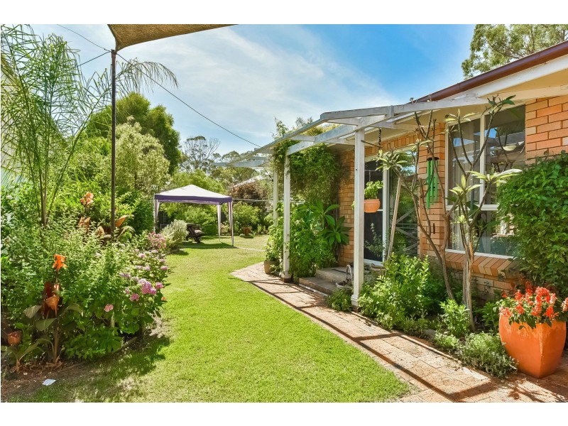 94 Pindari Ave, Camden NSW 2570