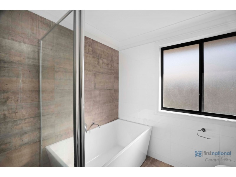 14 Blue Gum Place, Tahmoor NSW 2573