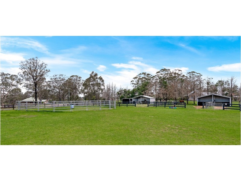 145 Lyrebird Road, Pheasants Nest NSW 2574