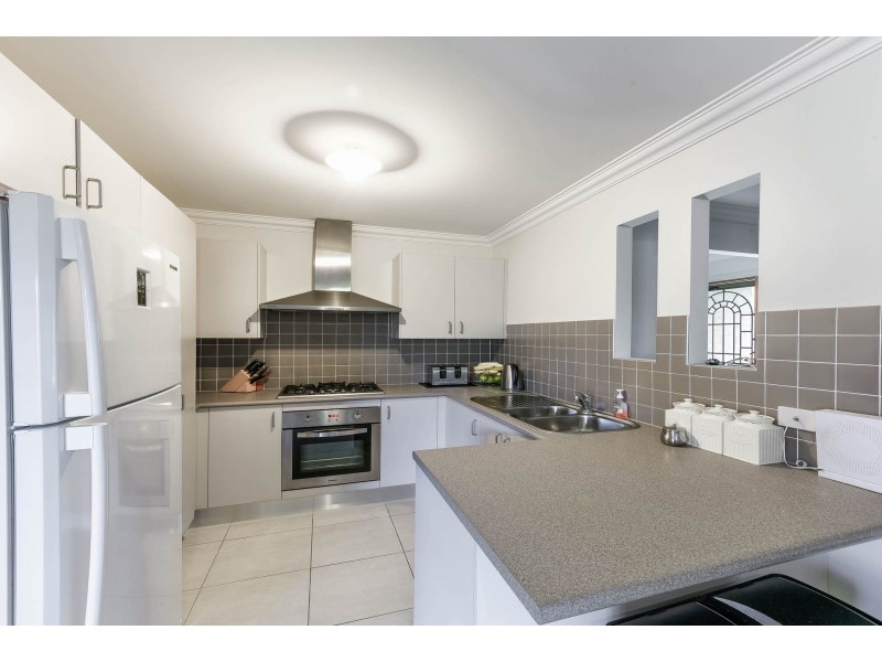 32 Park Avenue, Tahmoor NSW 2573