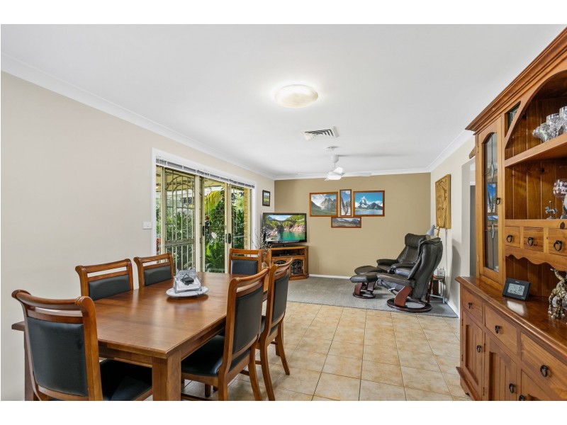 8 Madigan Grove, Thirlmere NSW 2572