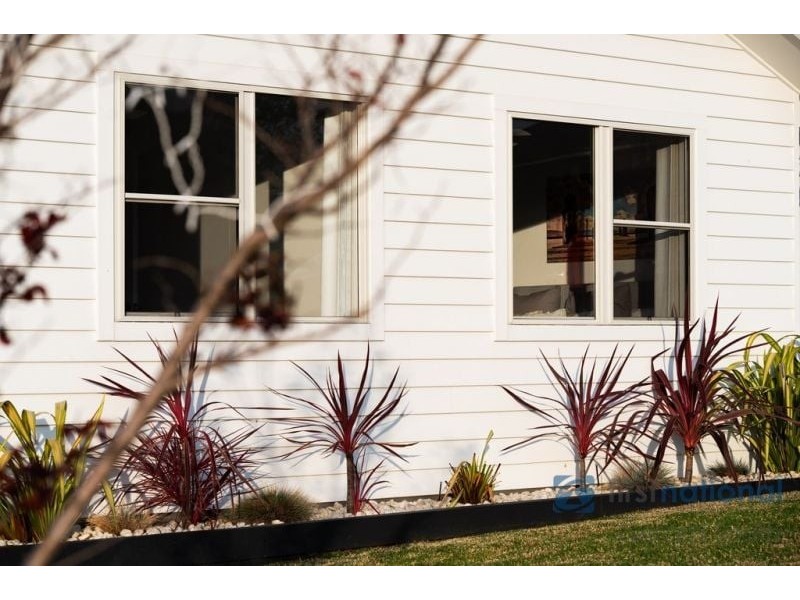 25 Constance Street, Thirlmere NSW 2572