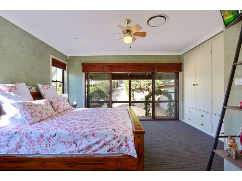 3a Carlton Road, Thirlmere NSW 2572