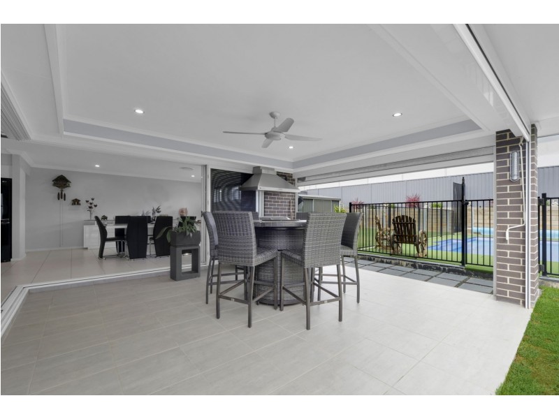 12 Highland Crescent, Thirlmere NSW 2572