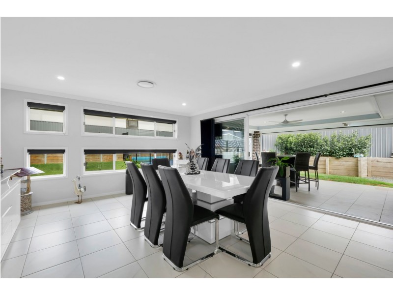 12 Highland Crescent, Thirlmere NSW 2572