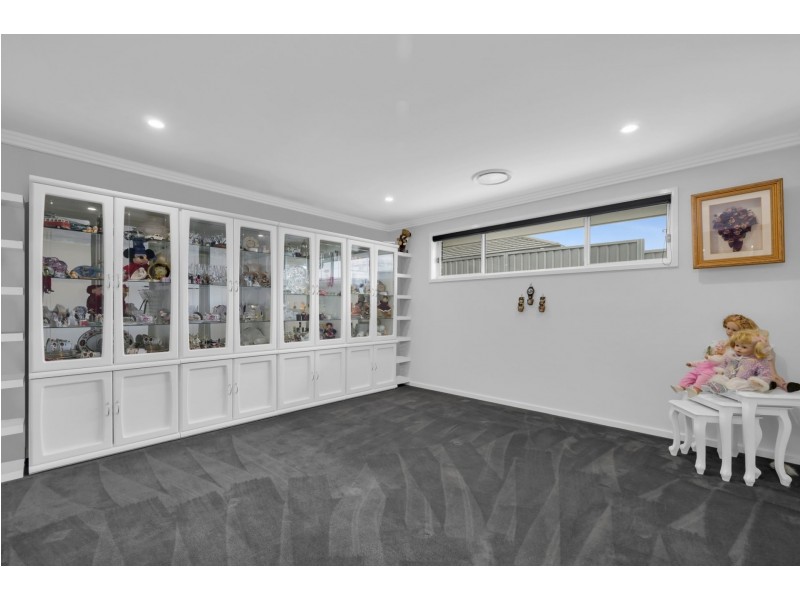 12 Highland Crescent, Thirlmere NSW 2572