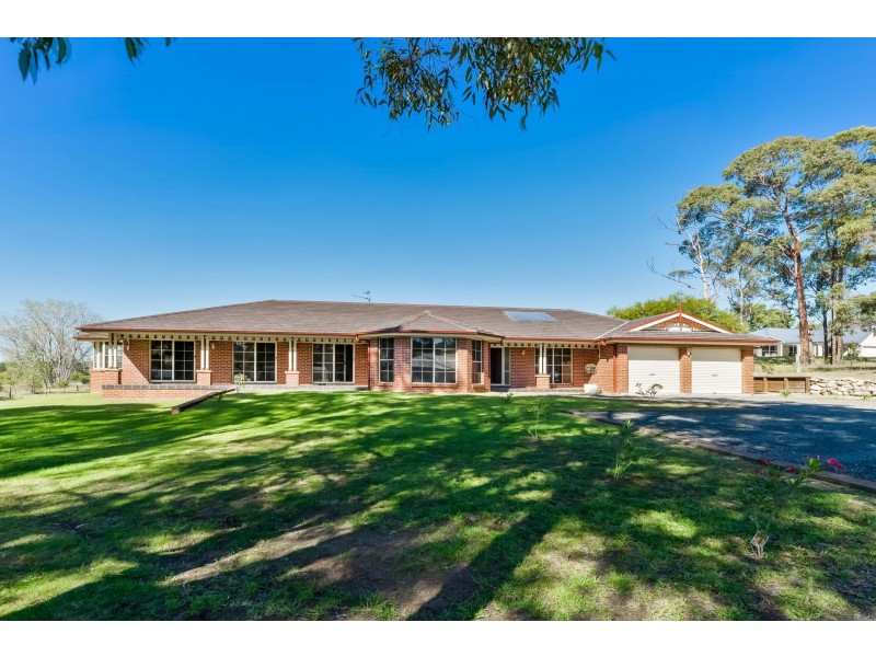35 Albert Kench Place, Buxton NSW 2571