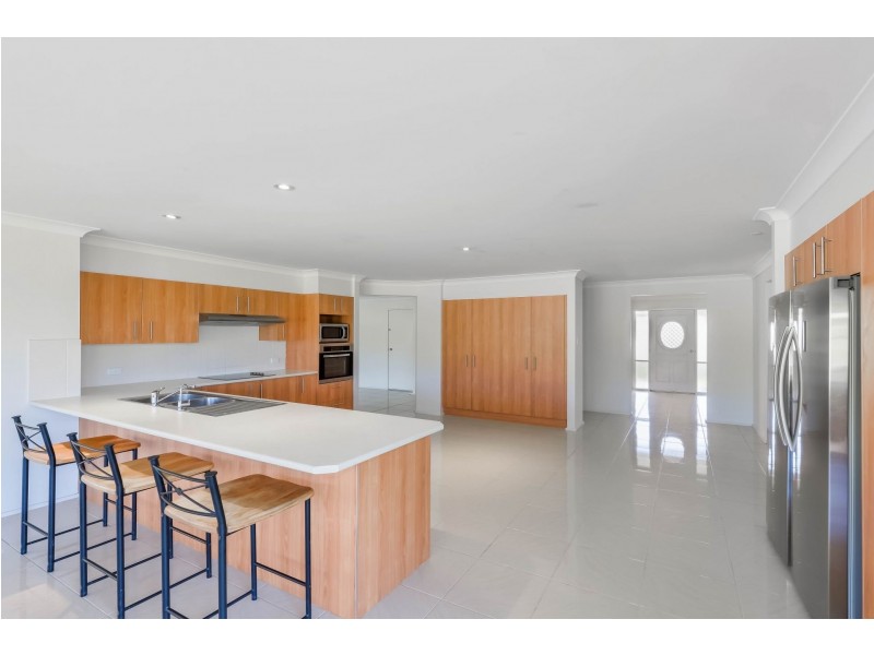 35 Albert Kench Place, Buxton NSW 2571