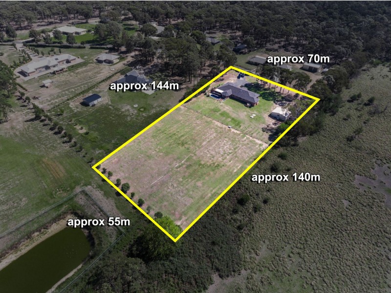 35 Albert Kench Place, Buxton NSW 2571