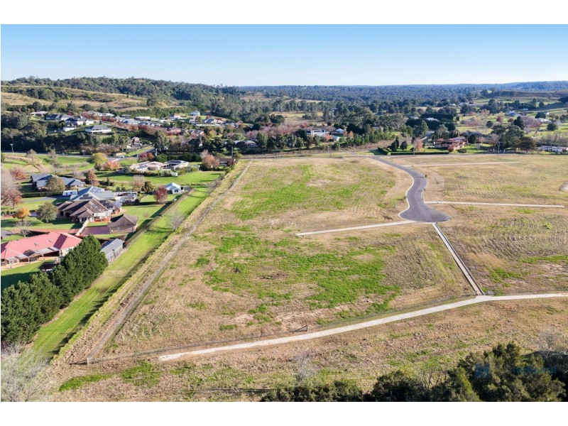 6 Rofe Place, Picton NSW 2571