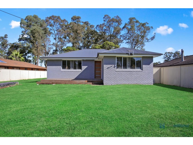 13 Courtland Avenue, Tahmoor NSW 2573