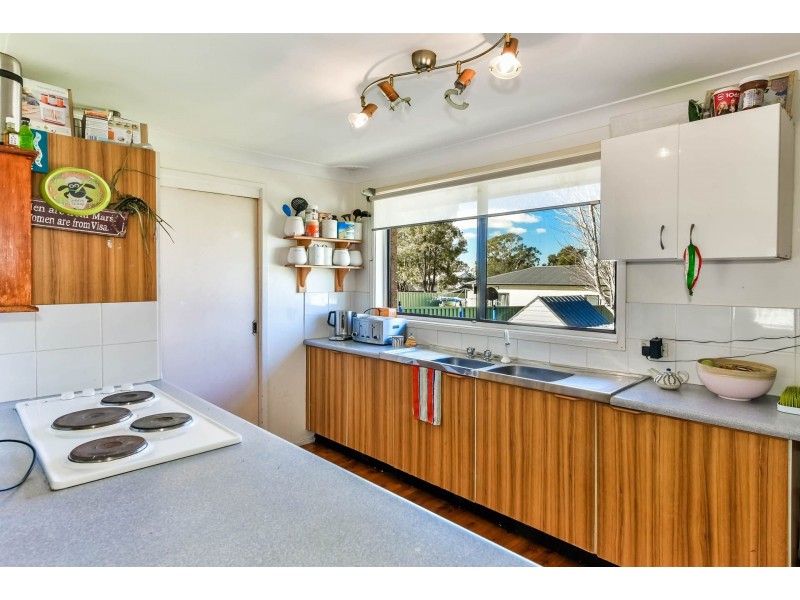 68 Castlereagh Street, Tahmoor NSW 2573