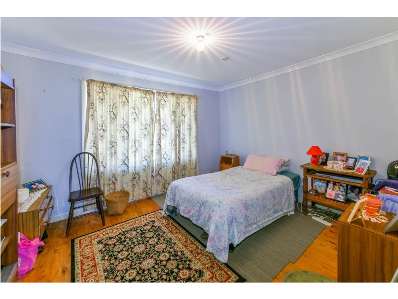 25 Castlereagh Street, Tahmoor NSW 2573