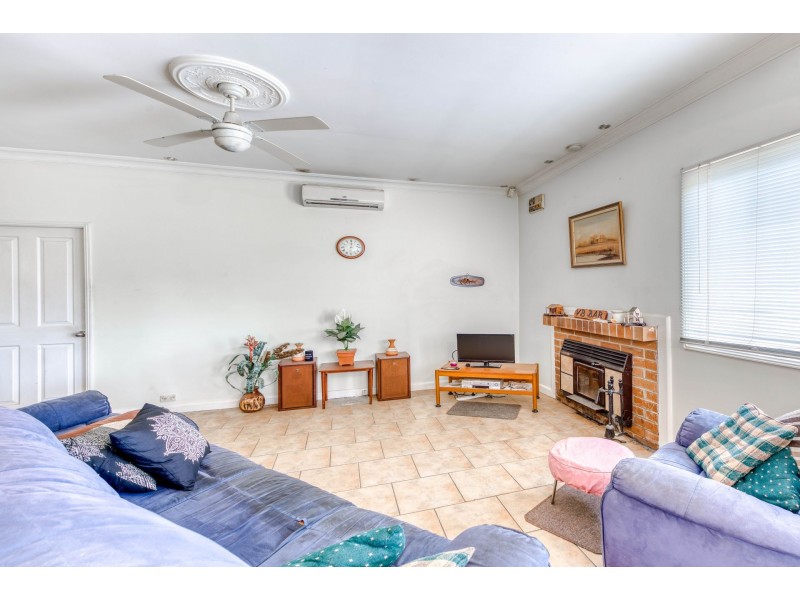 4 Emmett Street, Tahmoor NSW 2573