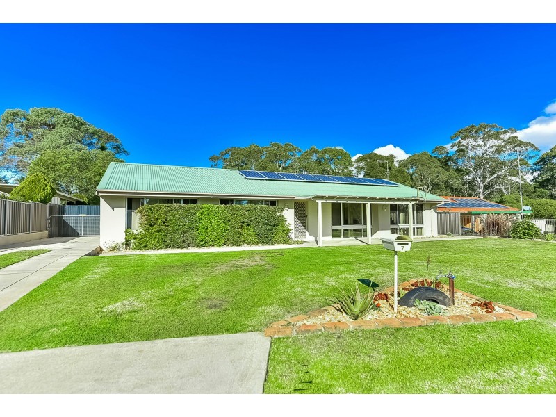 7 Bingarra Place, Bargo NSW 2574