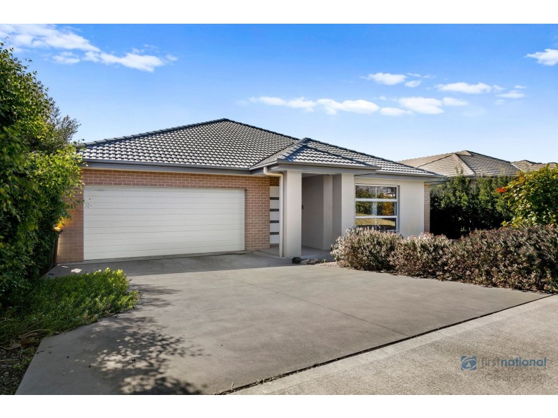 16 Stirling Drive, Wilton NSW 2571