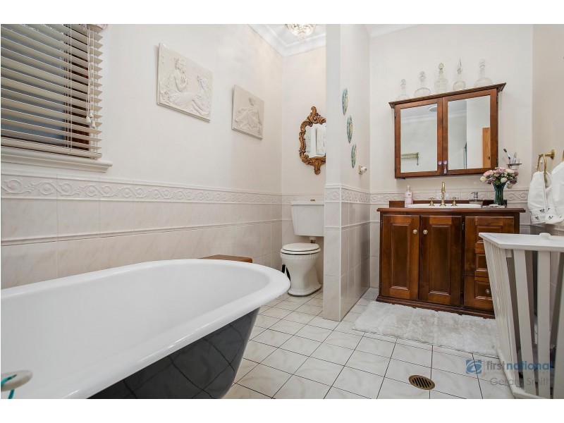 229 Menangle Street, Picton NSW 2571