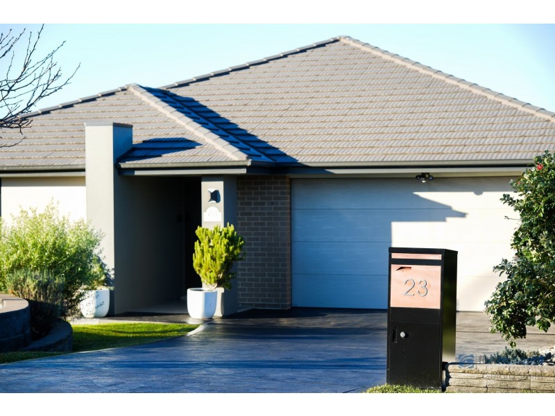23 Highland Crescent, Thirlmere NSW 2572