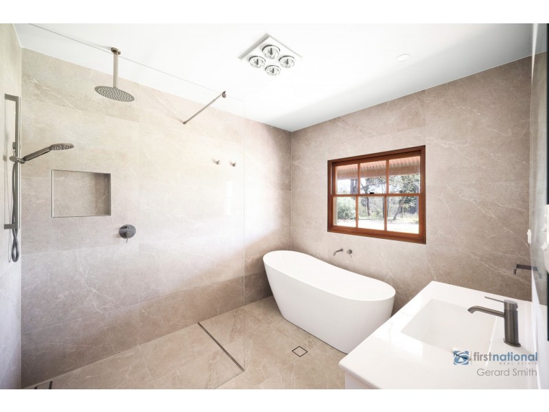 7 Olive Lane, Bargo NSW 2574