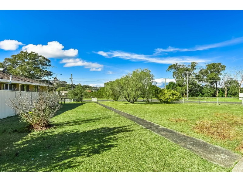 61 Pitt Street, Tahmoor NSW 2573