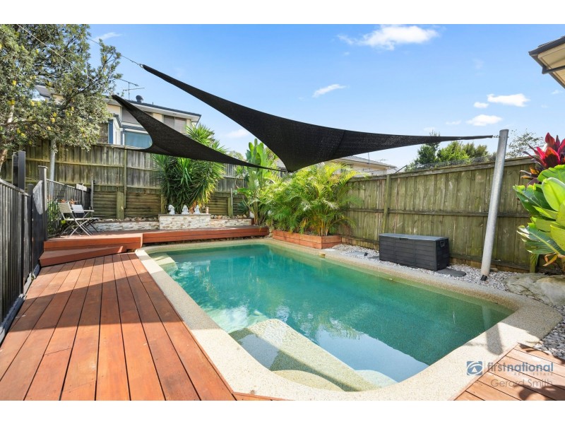 16 Brooks Bend, Mount Annan NSW 2567