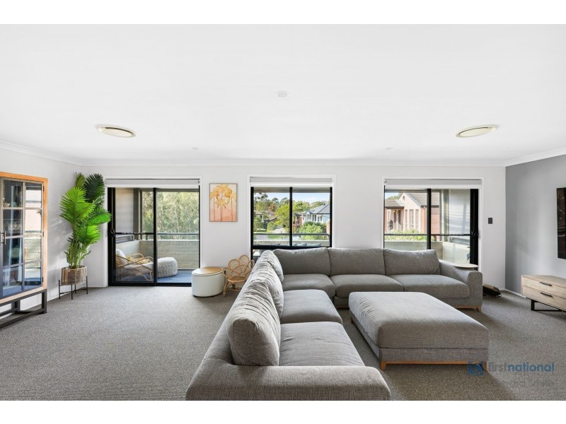 16 Brooks Bend, Mount Annan NSW 2567