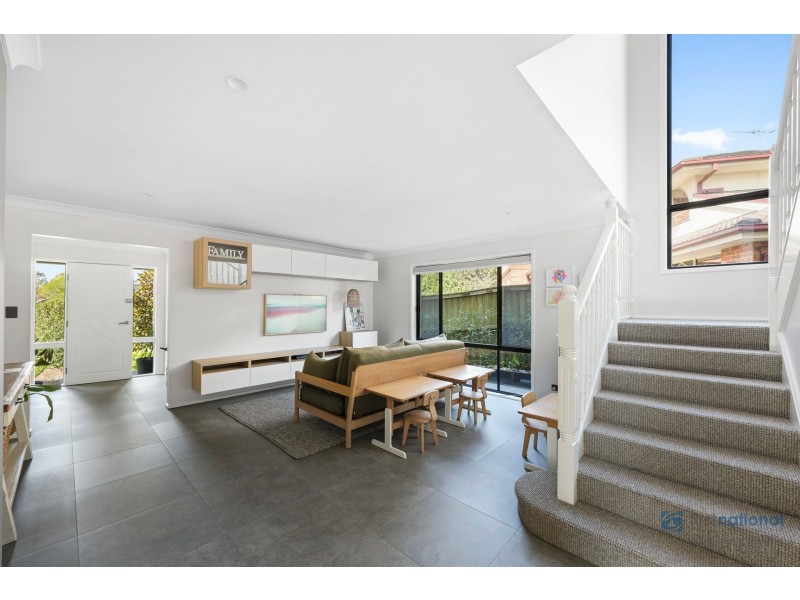 16 Brooks Bend, Mount Annan NSW 2567