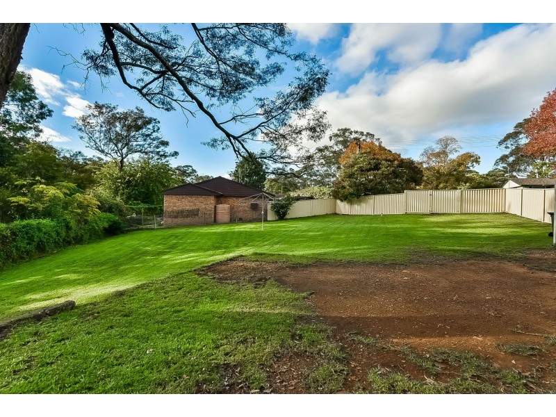 17 Alma Place, Thirlmere NSW 2572
