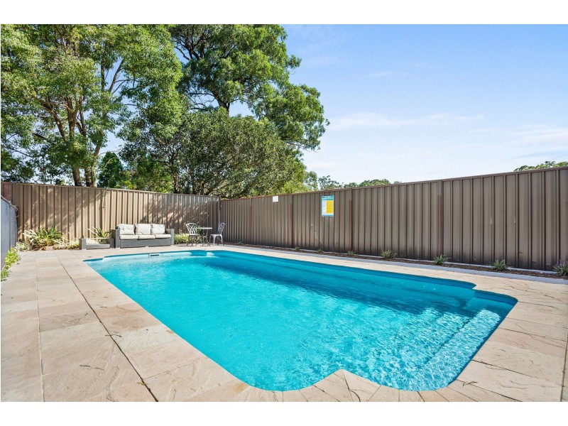 17 Southdown Road, Elderslie NSW 2570
