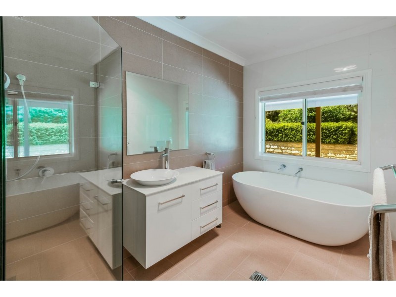 53 Hogans Drive, Bargo NSW 2574