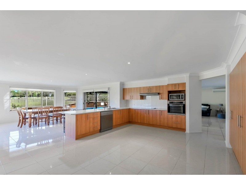 35 Albert Kench Place, Buxton NSW 2571