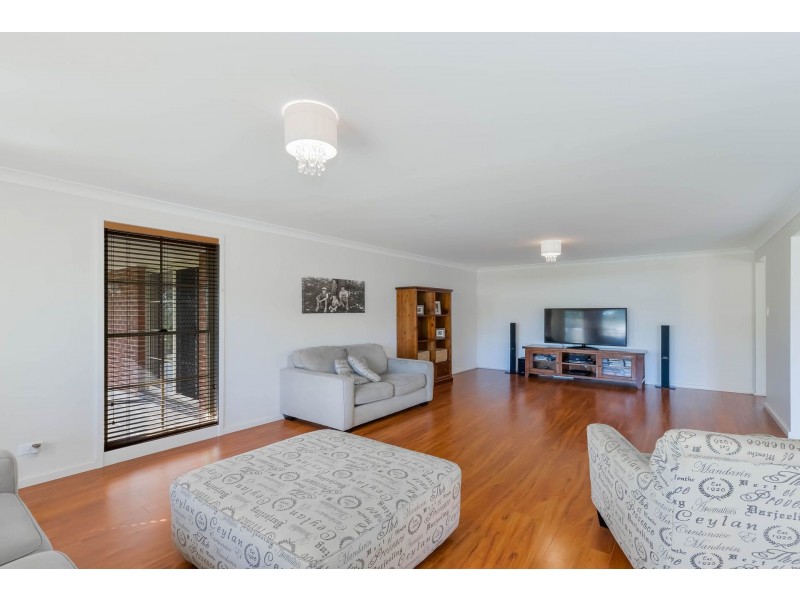 35 Albert Kench Place, Buxton NSW 2571