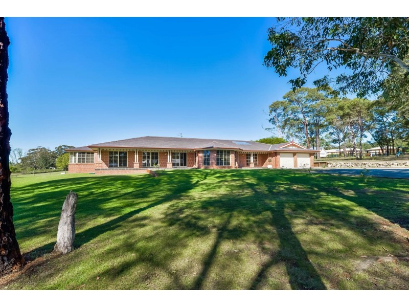35 Albert Kench Place, Buxton NSW 2571