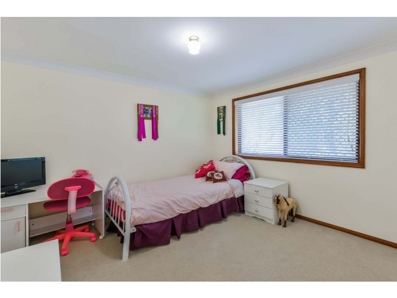 5 Bell Street, Thirlmere NSW 2572