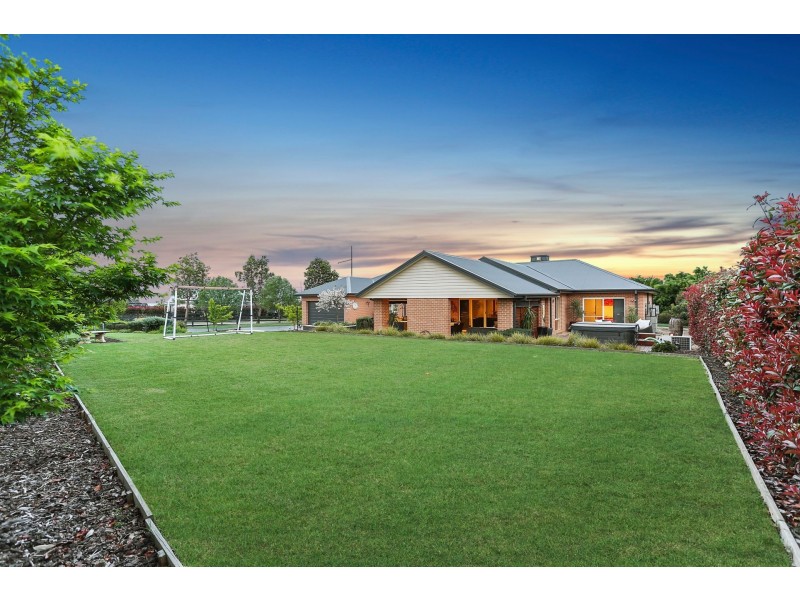 15 Fairway Drive, Wilton NSW 2571