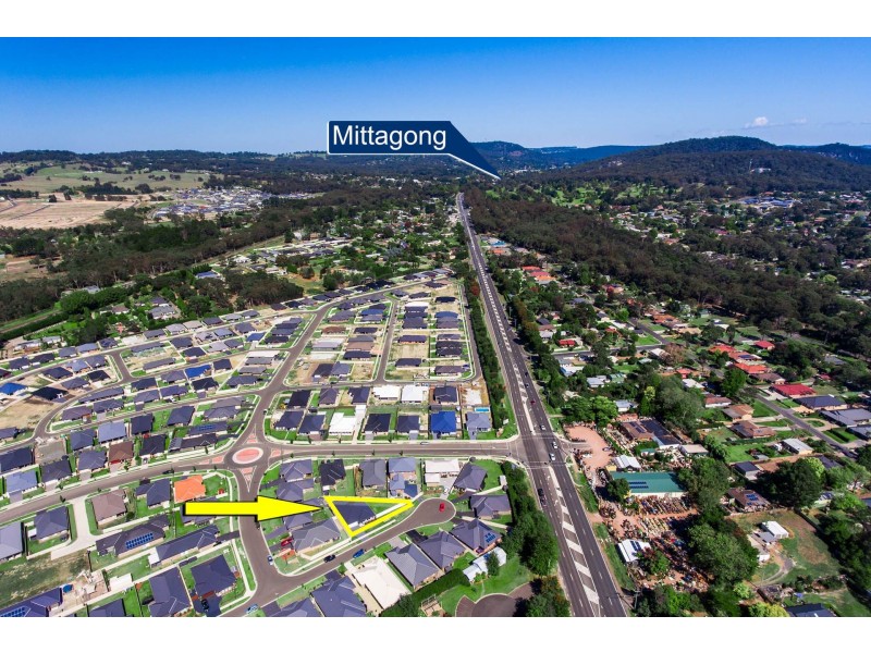 13 Mimosa Place, Braemar NSW 2575