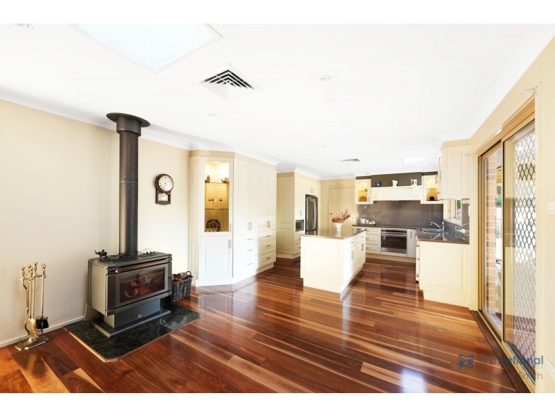 15 Lloyds Way, Bargo NSW 2574