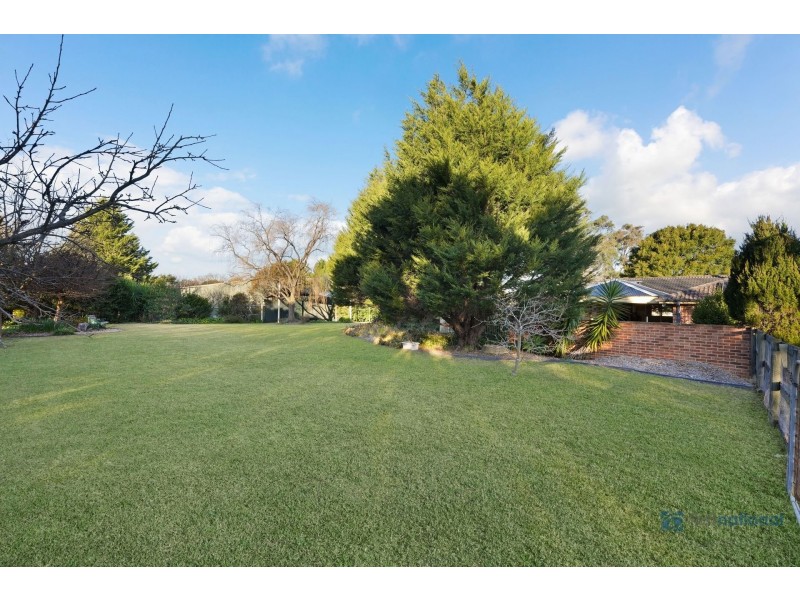 15 Lloyds Way, Bargo NSW 2574