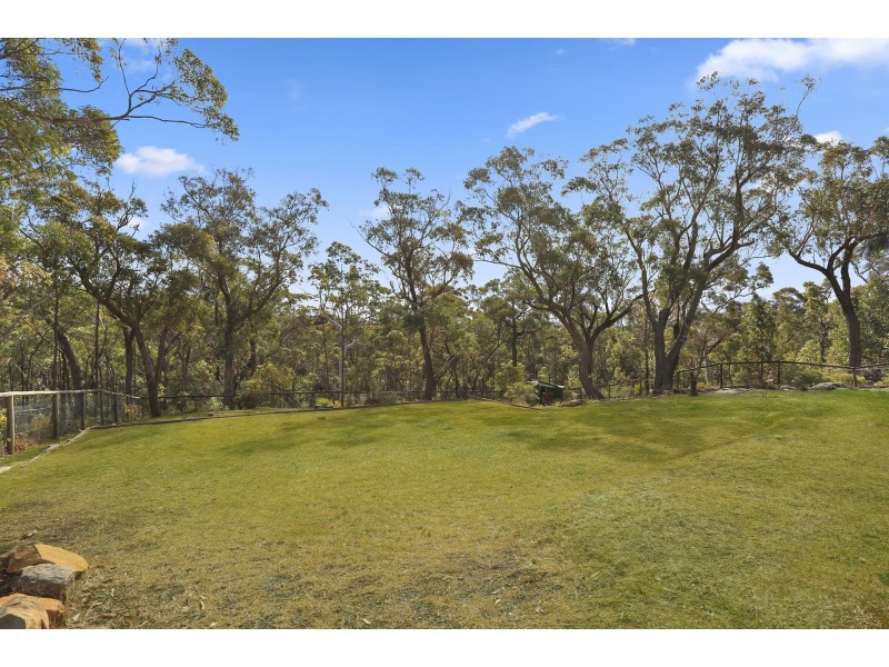 9 Cumberteen Street, Hill Top NSW 2575