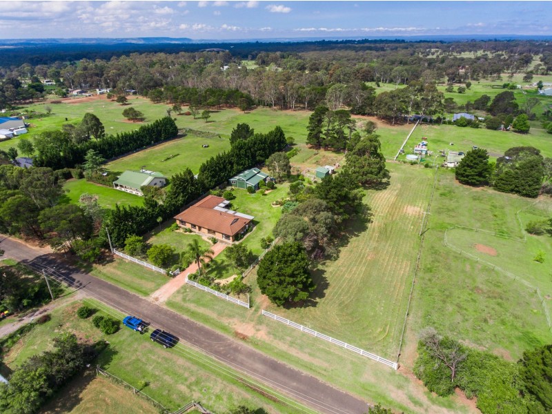33 Wattle Street, Bargo NSW 2574