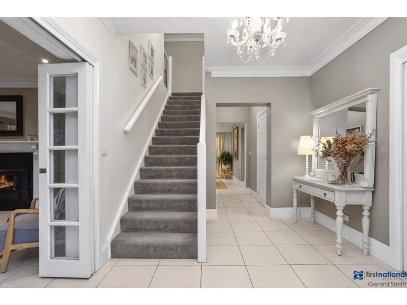 8 Governors Lane, Picton NSW 2571