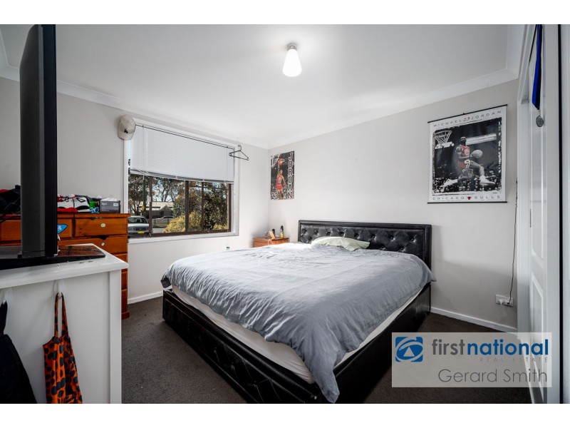 32 Thirlmere Way, Tahmoor NSW 2573