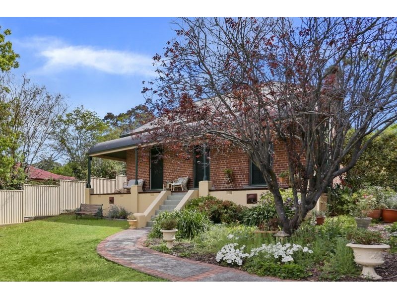 39 Lumsdaine Street, Picton NSW 2571