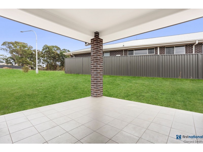 1 Agnes Place, Thirlmere NSW 2572