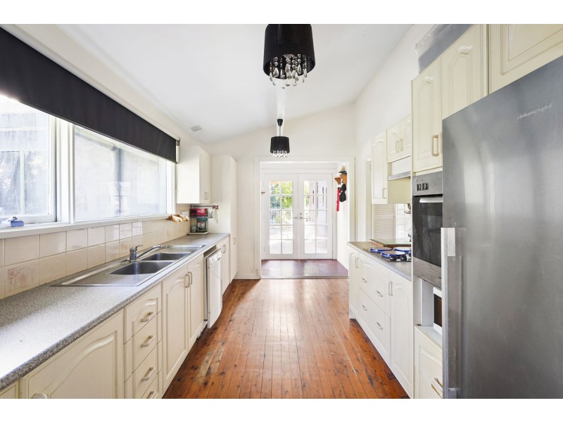 23 Heathcote Street, Picton NSW 2571