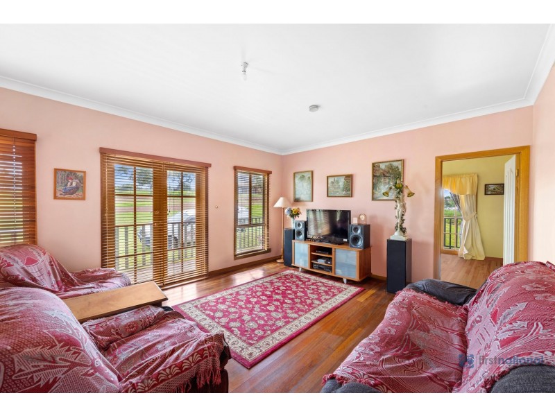 11 Myrtle Creek Ave, Tahmoor NSW 2573