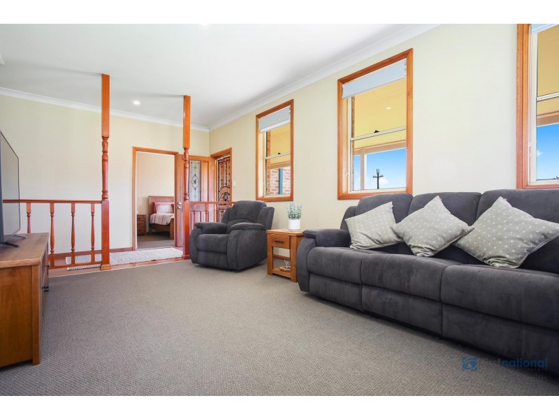 70 Myrtle Creek Avenue, Tahmoor NSW 2573