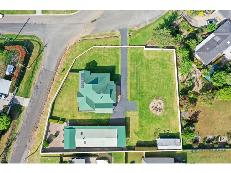 70 Myrtle Creek Avenue, Tahmoor NSW 2573